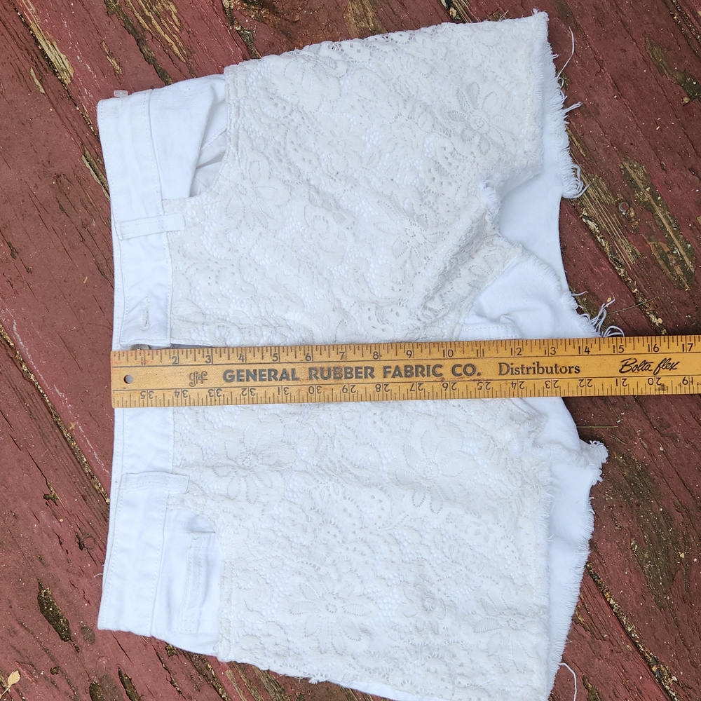 Boston Proper Shorts - Picture 2 of 7